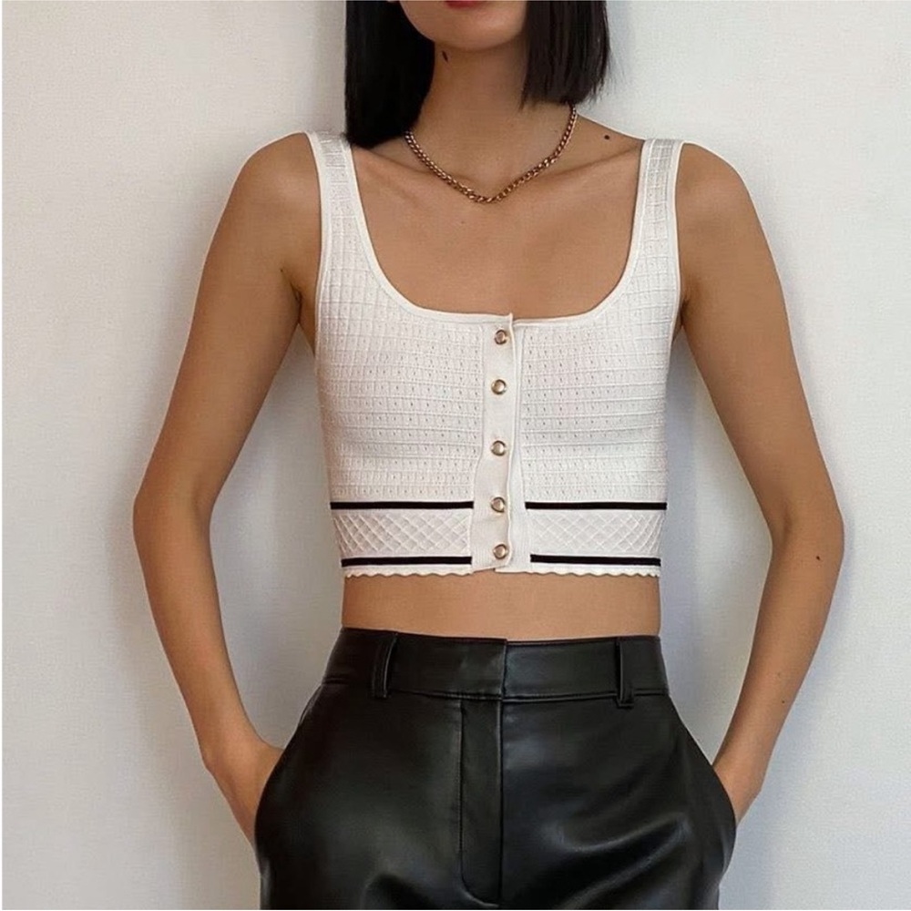 Babaton croptop